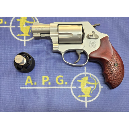 SMITH & WESSON Revolver 'Performance Center' Mod. 637 Enhanced Action 1.7/8' .38Sp. Inox